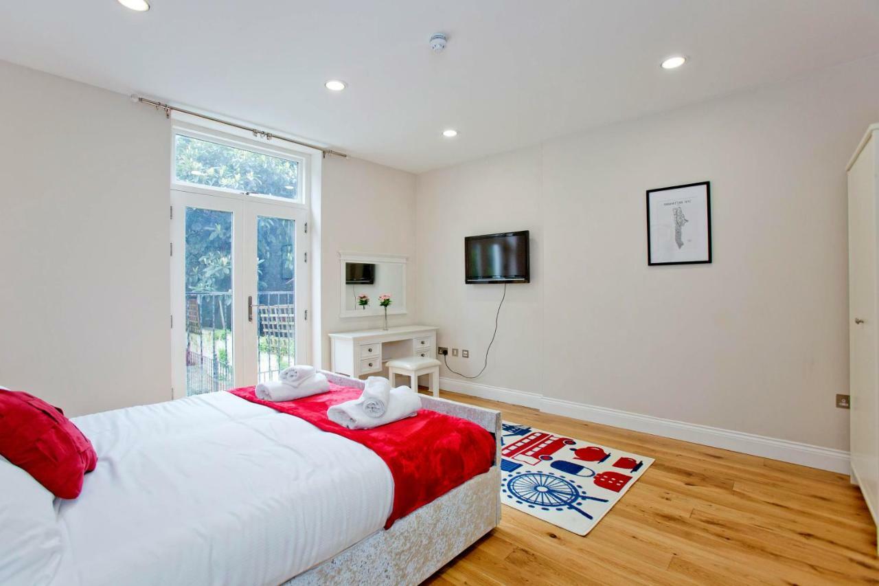Flat 2, Cromwell Road 3 Bedroom *