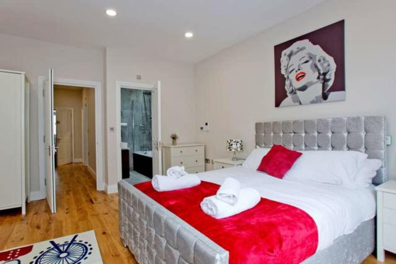 Flat 2, Cromwell Road 3 Bedroom Appartamento